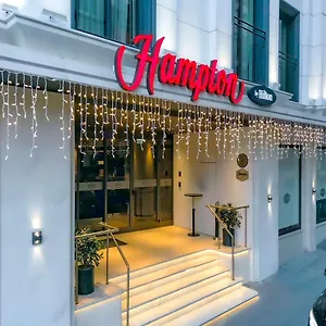 Otel Hampton By Hilton Old